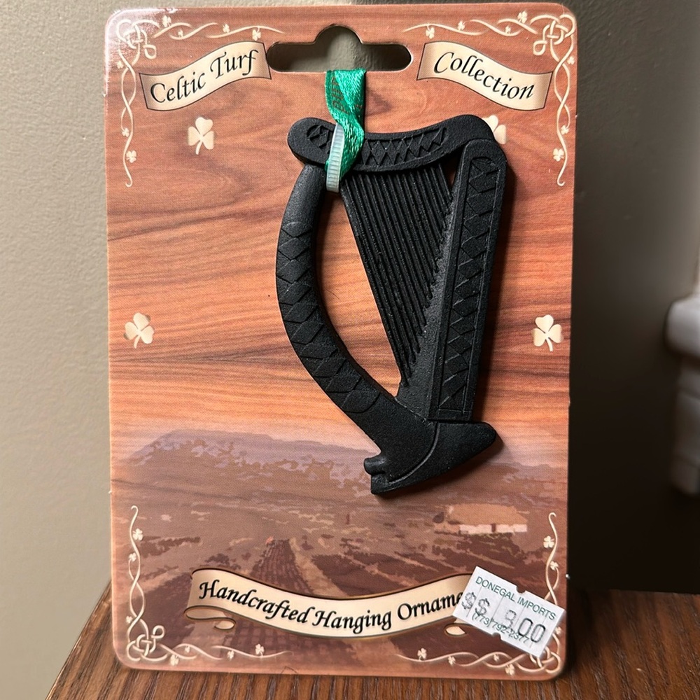 Irish Liffey Artefacts TURF HANGING ORNAMENT -IRIS HARP, New in Package